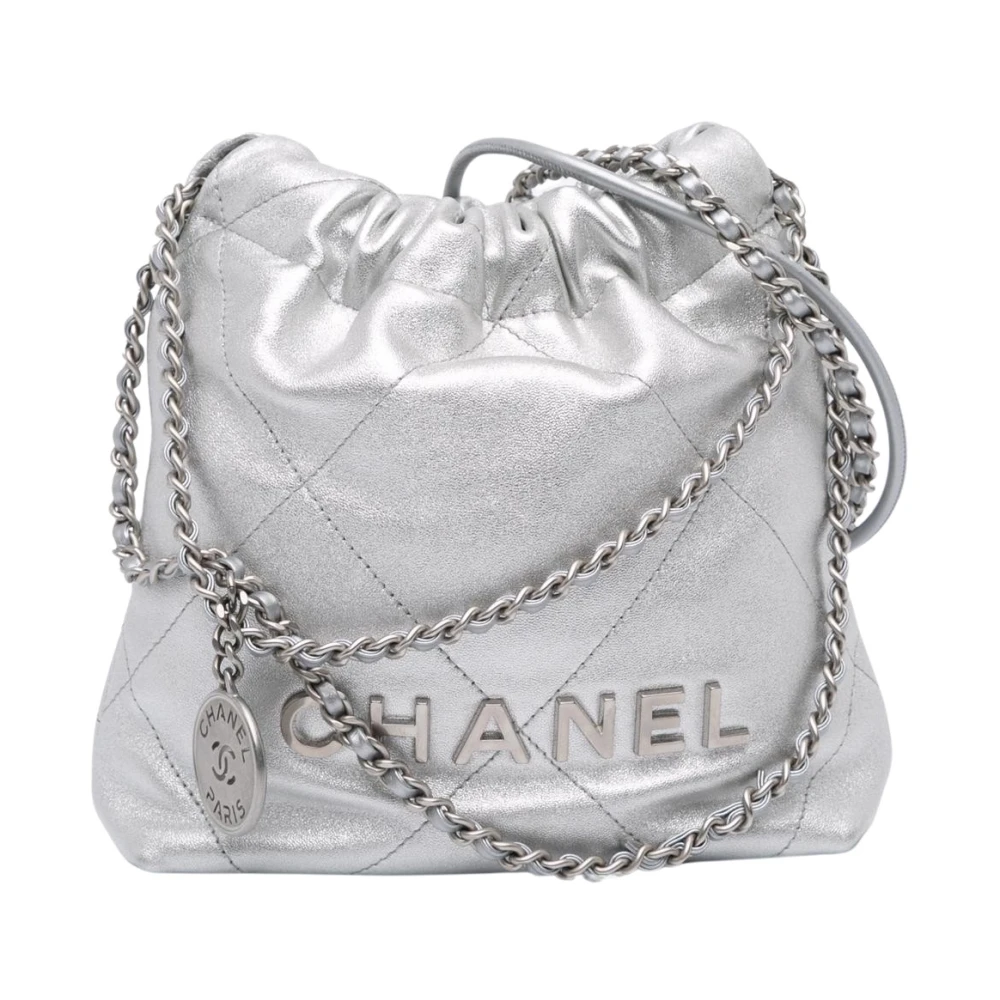 Chanel Vintage Women's Gray Pre-Owned Quilted Drawstring Bucket Bag