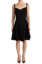 robe-noire-elegante-a-line
