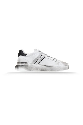 baskets-homme-en-cuir-a-lacets