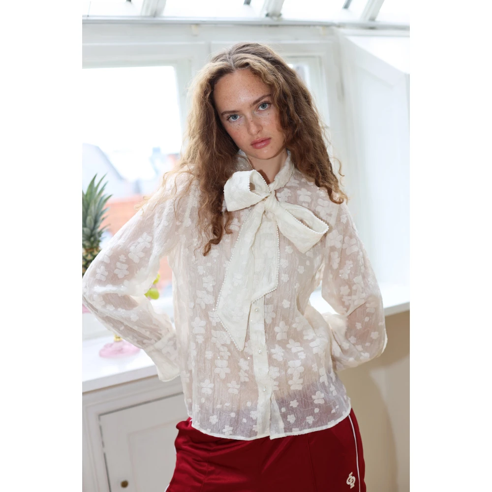Cras Bloemenpatroon Delicate Shirt Beige Dames