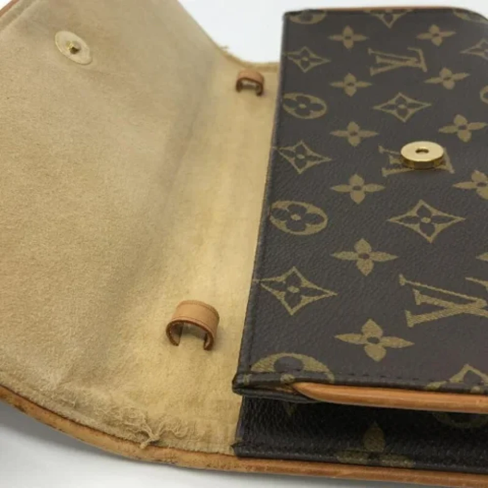 Louis Vuitton Vintage Pre-owned Canvas clutches Brown Dames