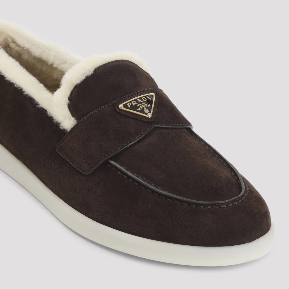 Prada Bruine Suède Loafers met Pennyband