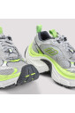 retro-sneakers-in-gray-white-green