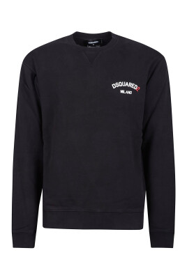 stylish-sweatshirt-for-a-cool-fit