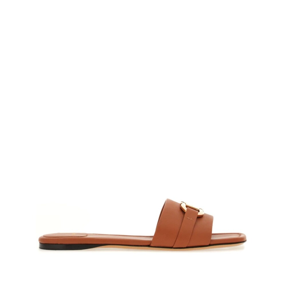 Ferragamo flip flops womens best sale