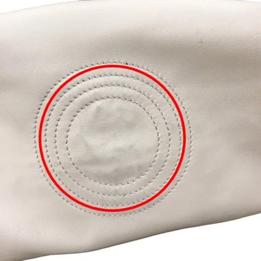 Loewe Pre-owned Leather shoulder-bags Beige Dames