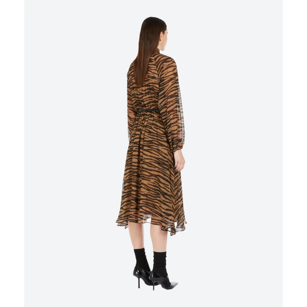 Max Mara Studio Zijden jurk met dierenprint Brown Dames