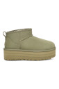 classic-ultra-mini-boots
