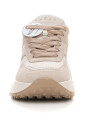 sneakers-avec-partie-arriere-surelevee-et-mousse-a-memoire