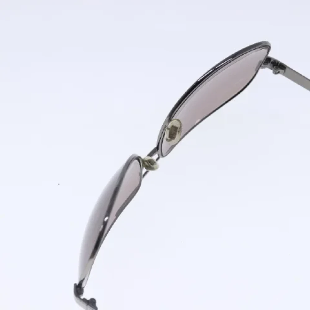 Gucci Vintage Pre-owned Metal sunglasses Gray Dames