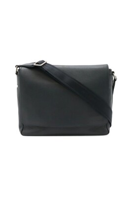 pre-owned-leather-shoulder-bags