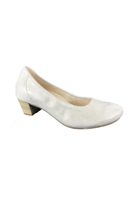 46180 Pumps