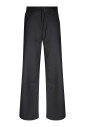 zwarte-broek-voor-moderne-look