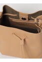 sac-bandouliere-en-cuir-noir-a-cordon