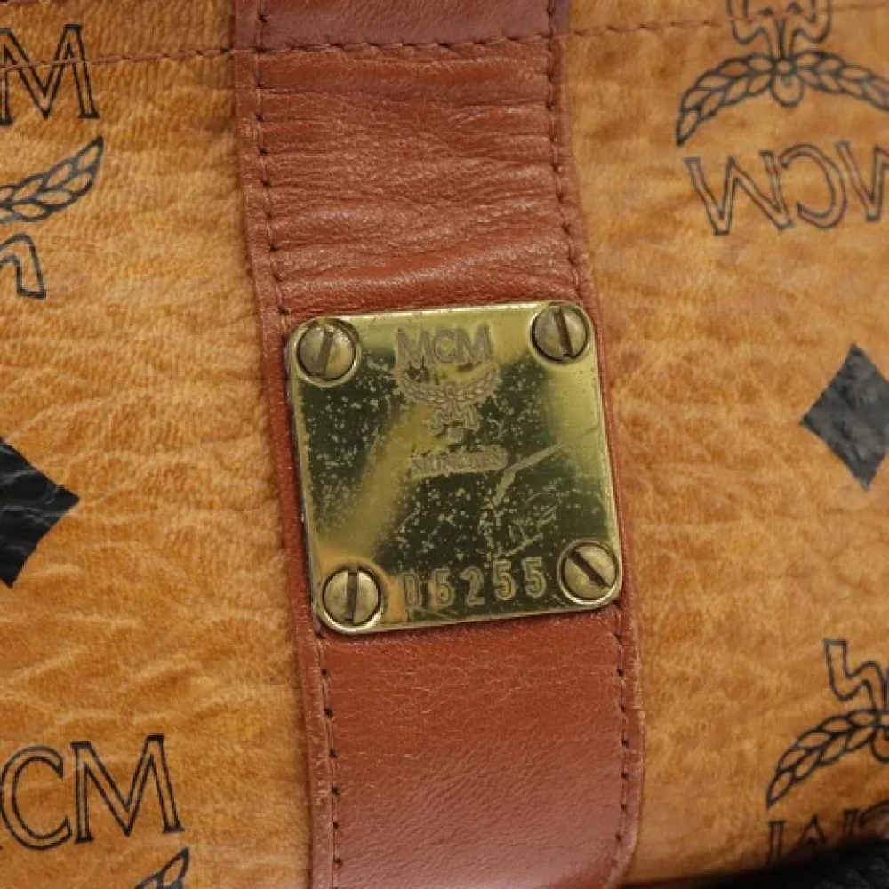 MCM Pre-owned Canvas crossbody-bags Brown Dames