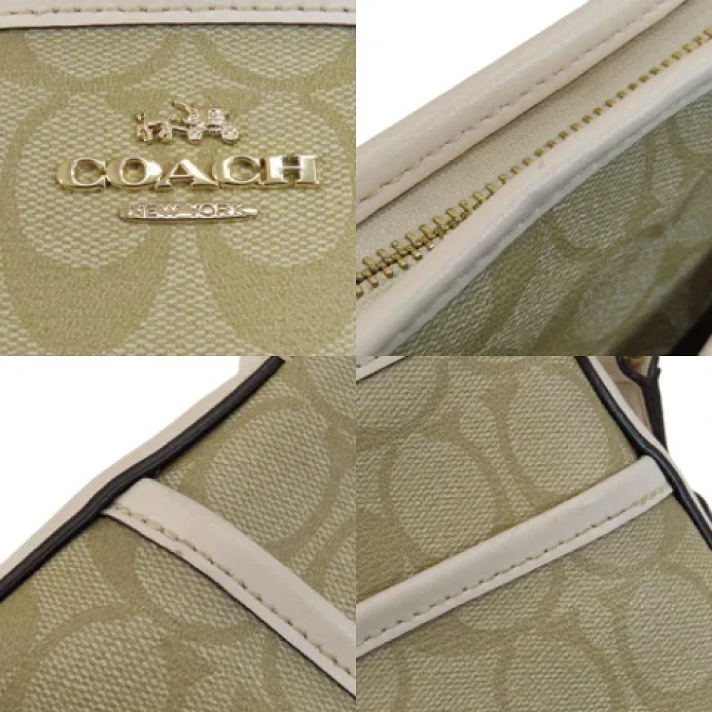 Coach Pre-owned Canvas shoulder-bags Beige Dames
