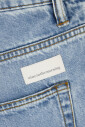 jeans-en-denim-classiques-pour-un-usage-quotidien
