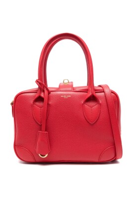 sac-chic-en-cuir-avec-boucle-doree