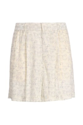 exclusive-white-shorts-with-elasticated-waistband