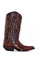 bottes-en-cuir-de-louest-avec-motifs-sculptes