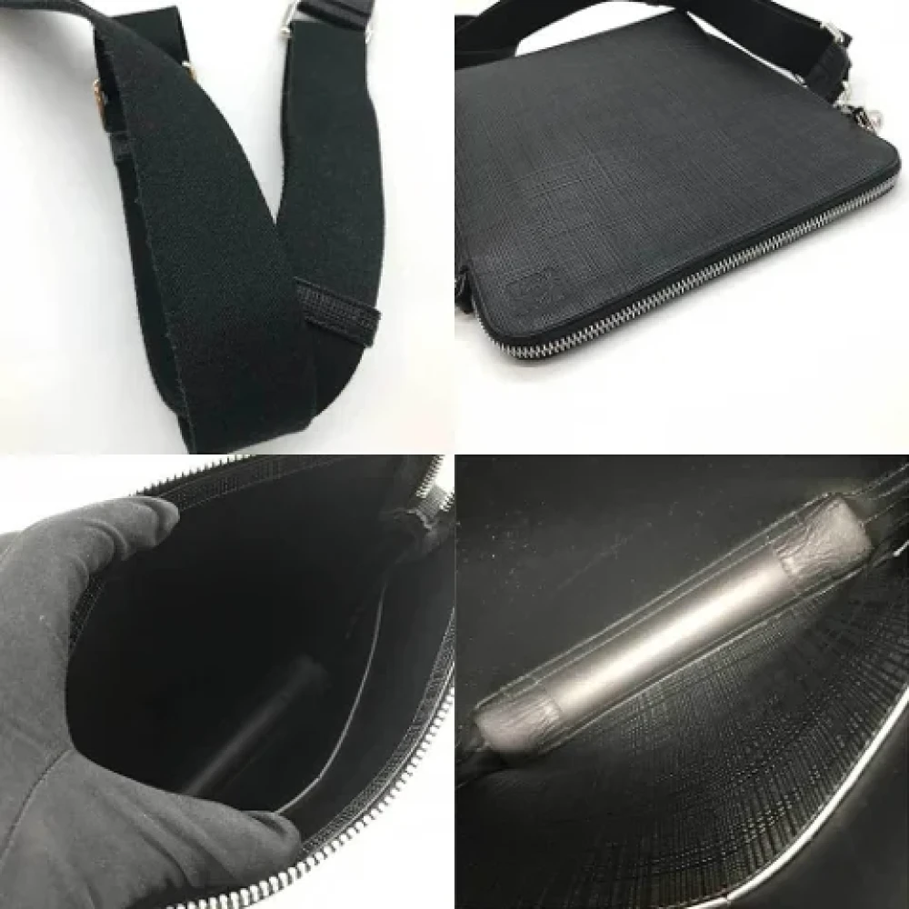 Loewe Pre-owned Fabric shoulder-bags Black Dames