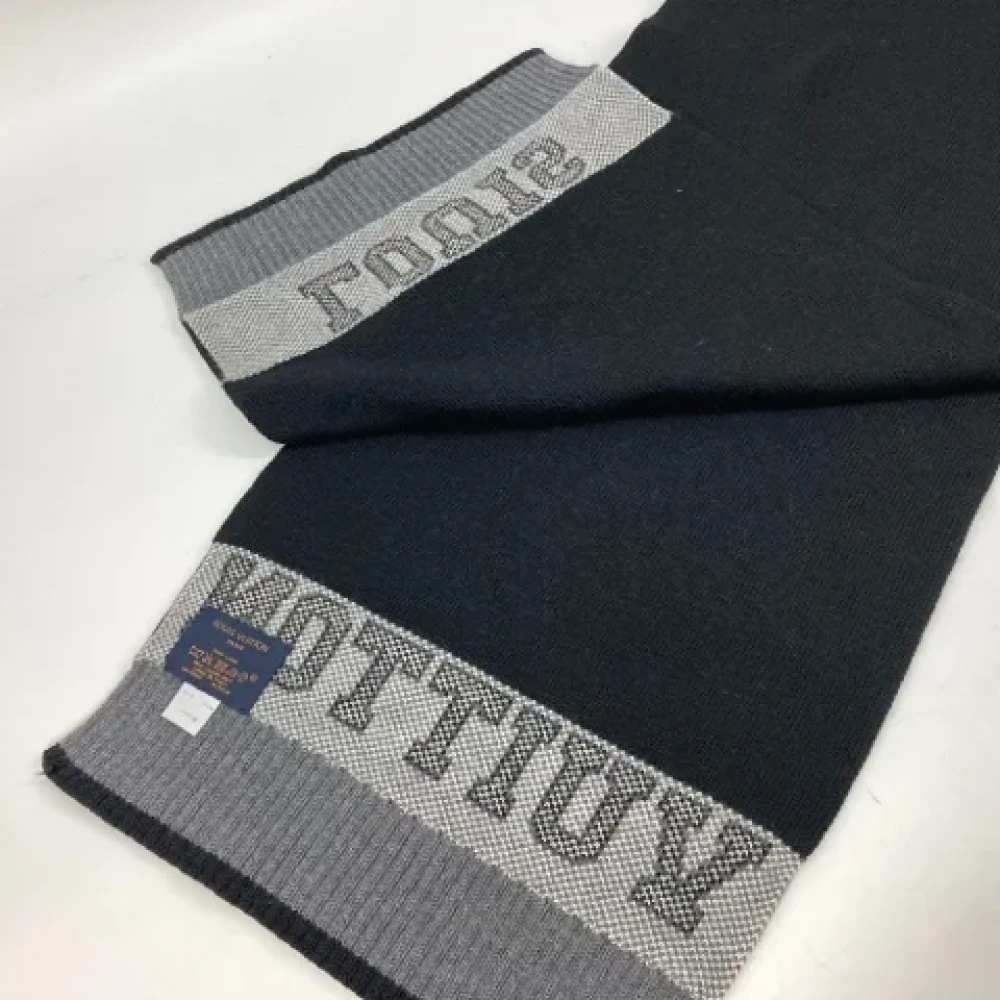 Louis Vuitton Vintage Pre-owned Wool scarves Black Heren
