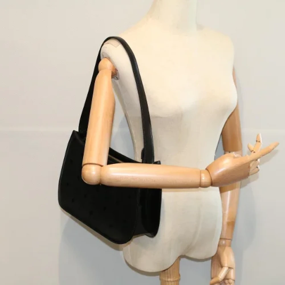 MCM Pre-owned Canvas shoulder-bags Black Dames