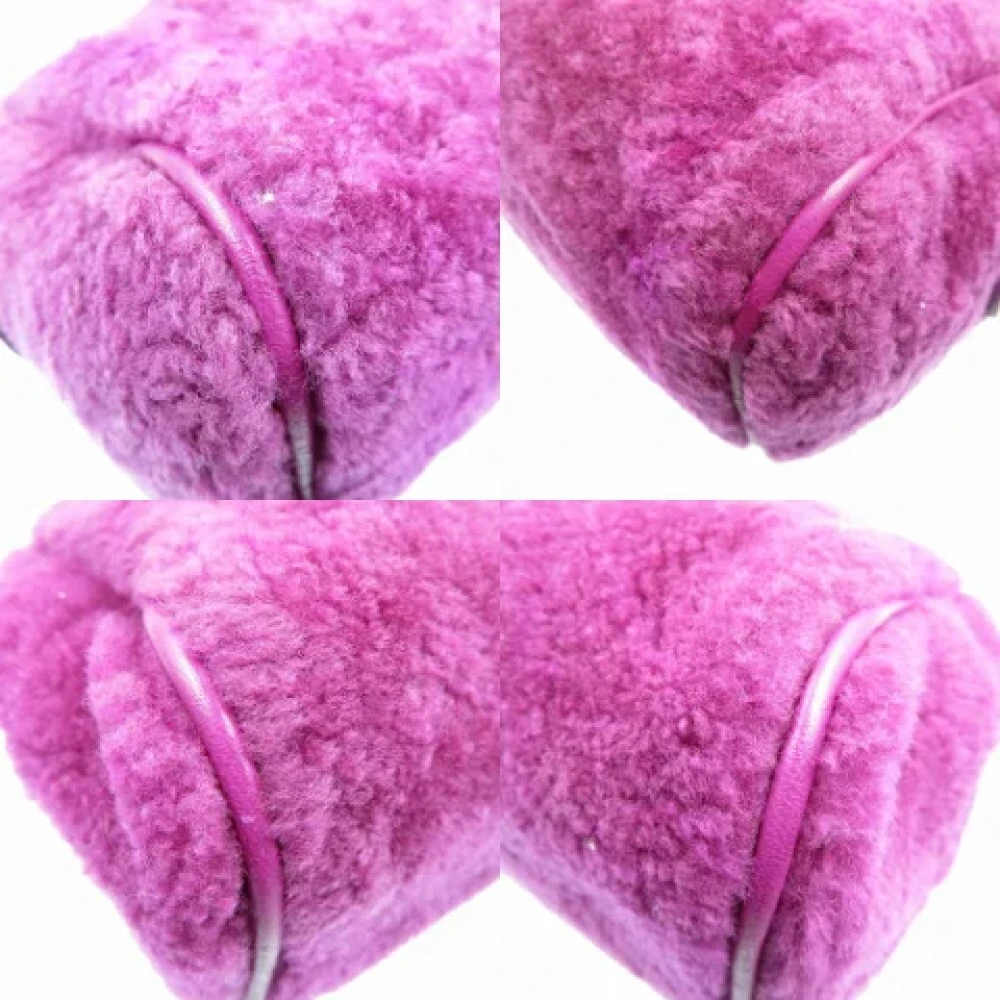 Moncler Pre-owned Fur clutches Purple Dames