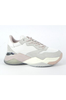 high-quality-fabric-sneakers