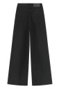 jean-large-a-boutons-metalliques