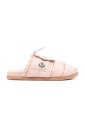 slippers-met-logo-patch-en-toggle