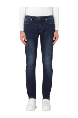 modern-slim-fit-denim-jeans