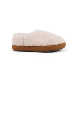 Aston Slipper