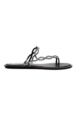 Svarta sandaletter med remmar