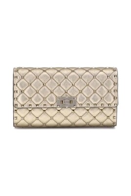 quilted-rockstud-spike-shoulder-bag