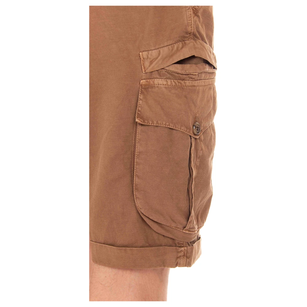 Myths Cargo Bermuda Shorts in Bruin Brown Heren