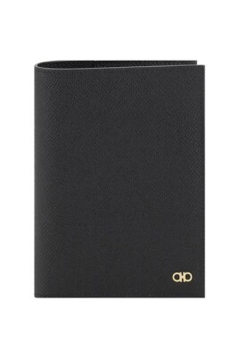 leather-wallet-with-gancini-plaque