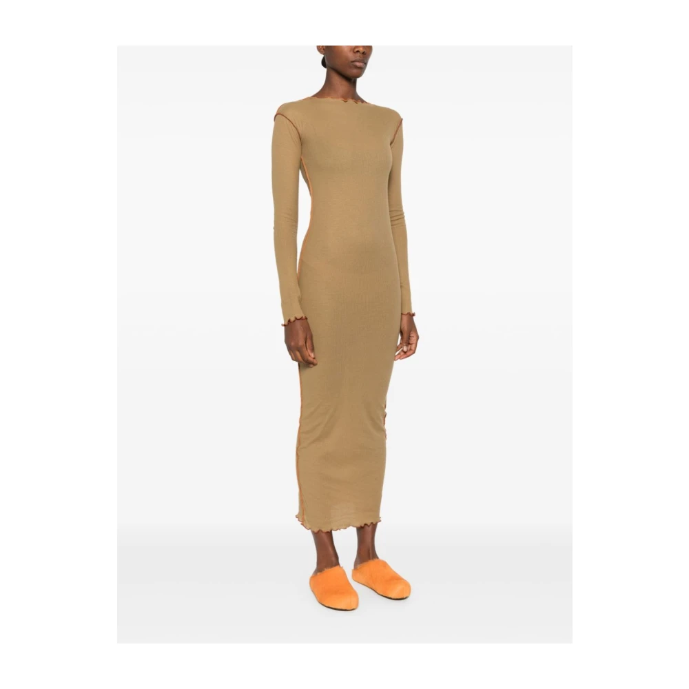 Baserange Minimalistische Beige Lange Mouw Jurk Brown Dames