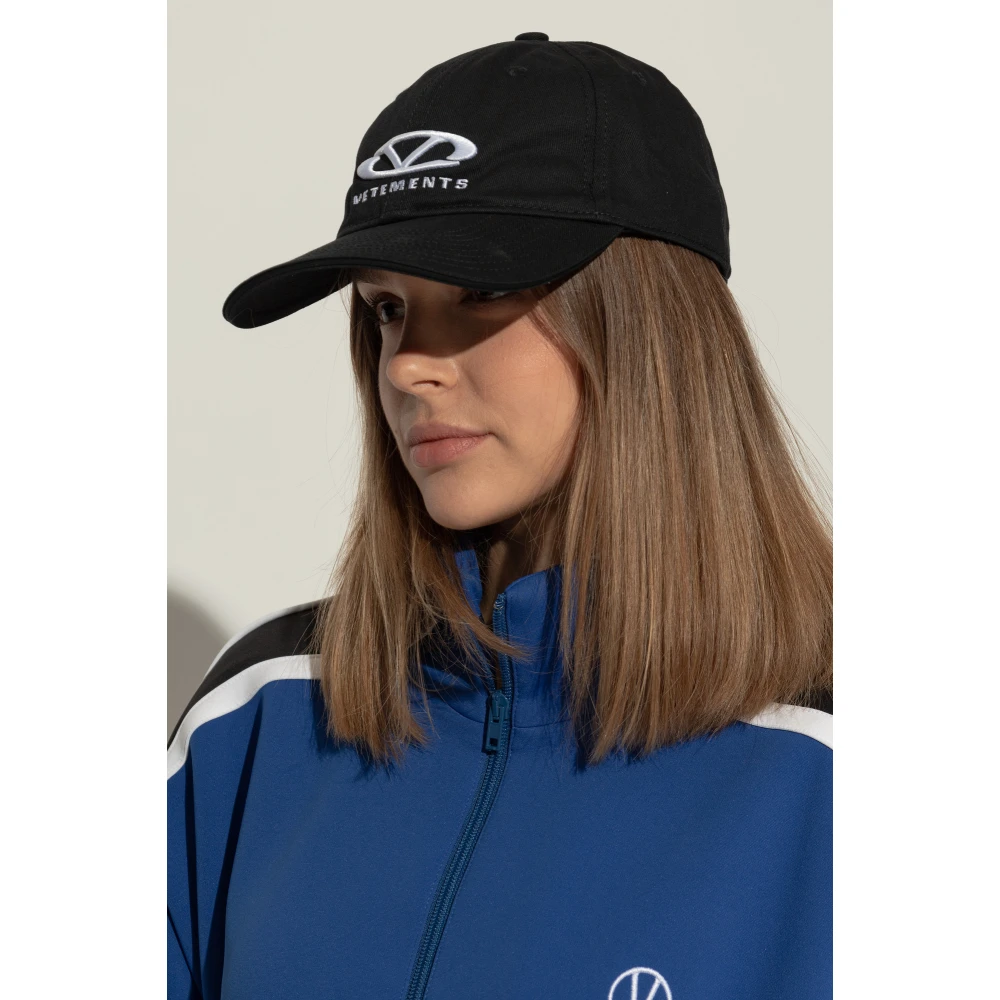 Vetements Baseball cap Black Unisex
