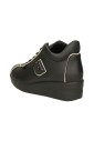 sneakers-compensees-en-cuir-noir