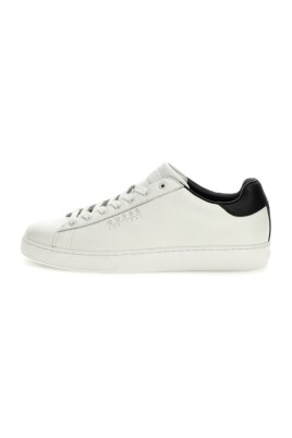 sneakers-blanches-bout-rond-talon-plat
