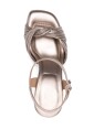 sandales-beige-avec-bride-de-cheville