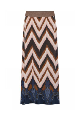 long-skirt-with-elastic-waistband