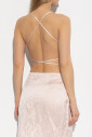 haut-en-satin-avec-application