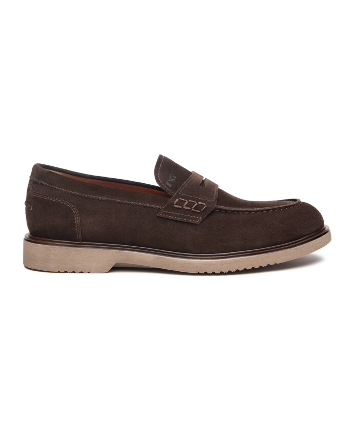 chaussures-plates-avec-detail-passante