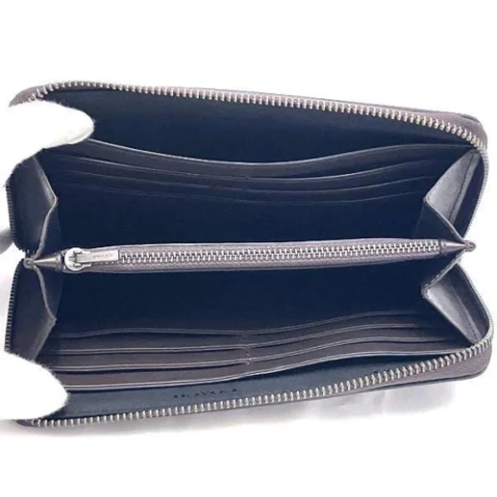 Coach Pre-owned Leather wallets Brown Dames