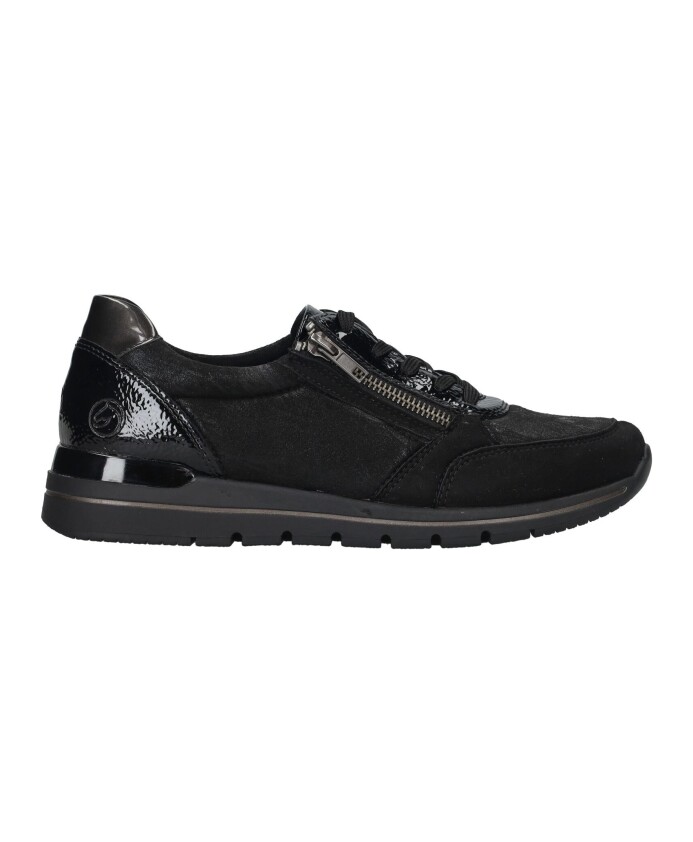 sneaker-noir-elegant-avec-details-vernis