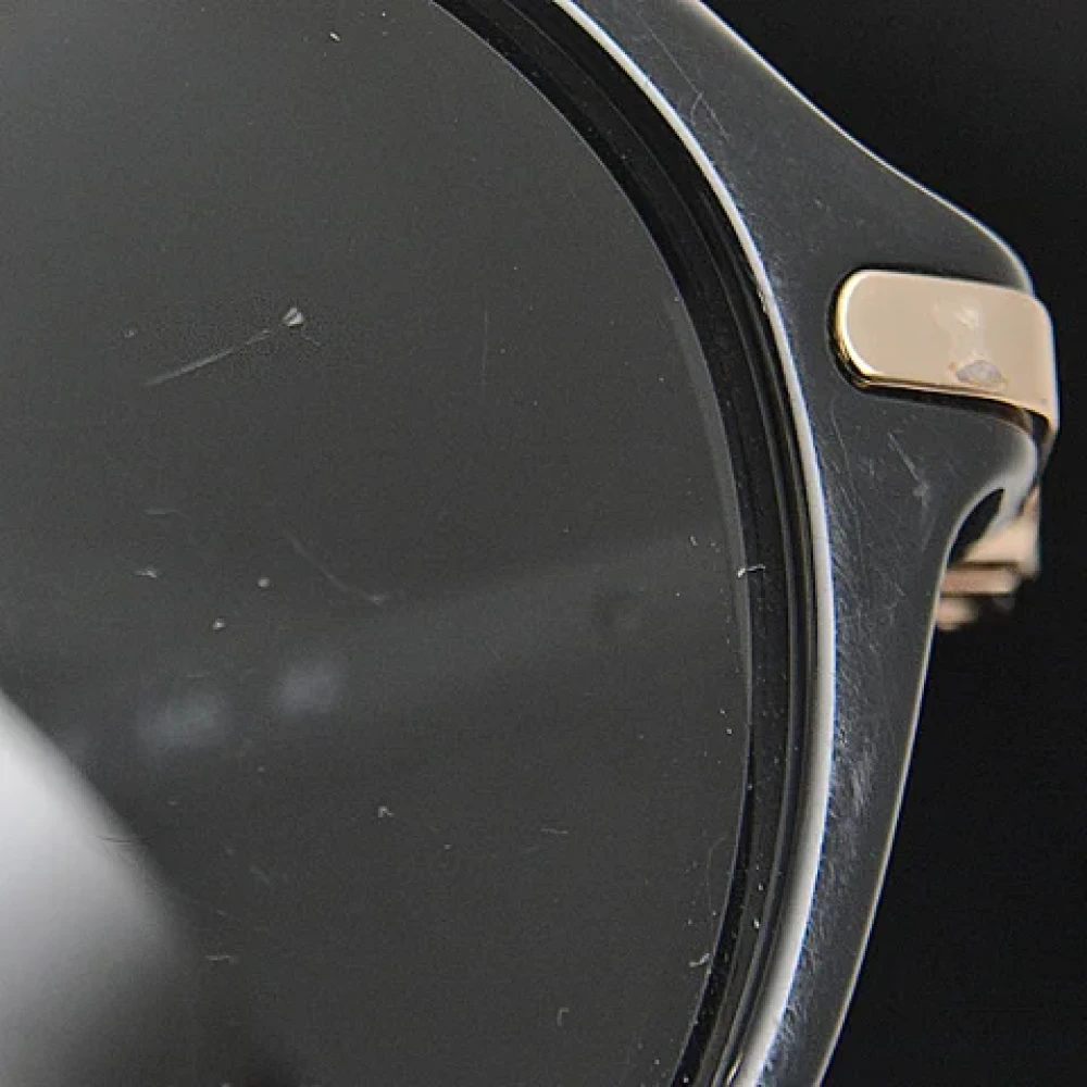 Salvatore Ferragamo Pre-owned Plastic sunglasses Black Dames