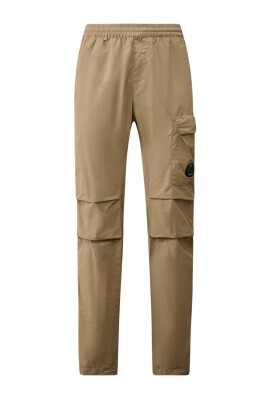 regular-nylon-cargo-pants