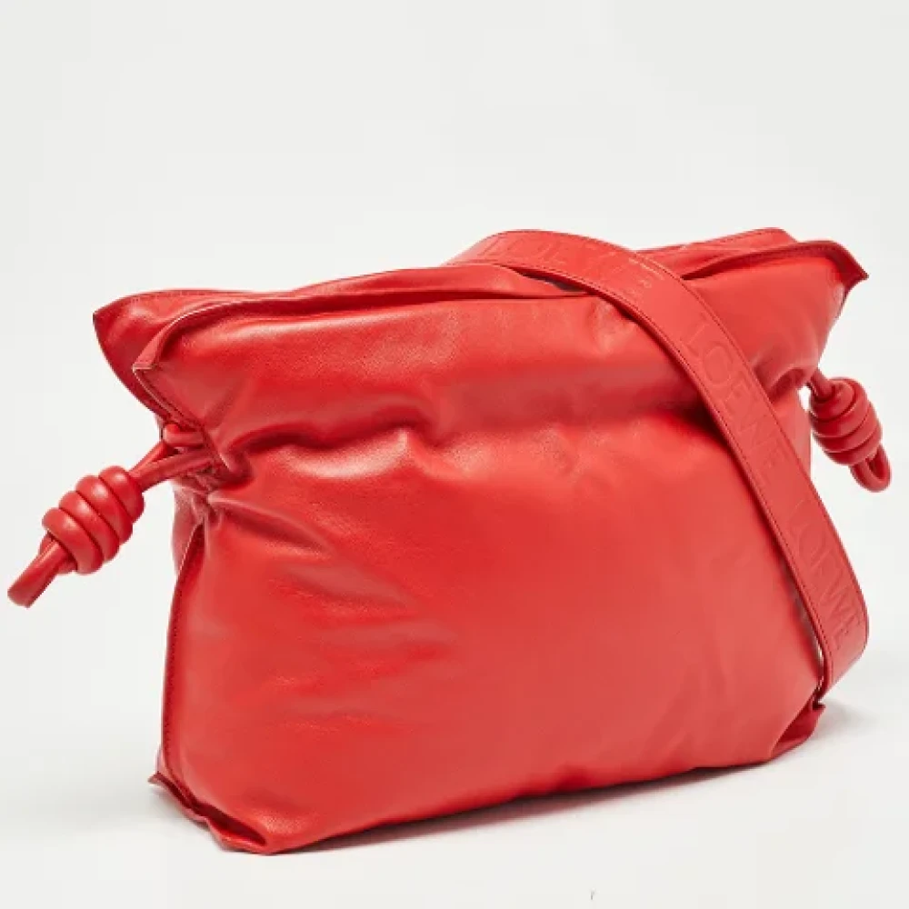 Loewe Pre-owned Leather clutches Red Dames